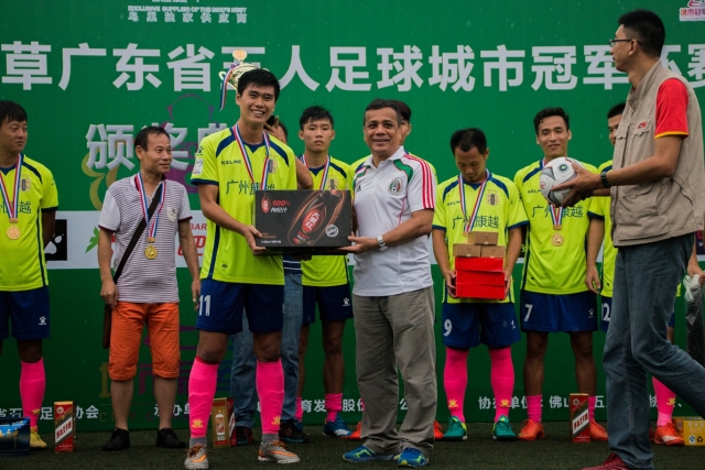 足坛名宿彭伟国出任广西恒宸俱乐部总经理